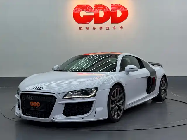 Audi Audi R8 2013
