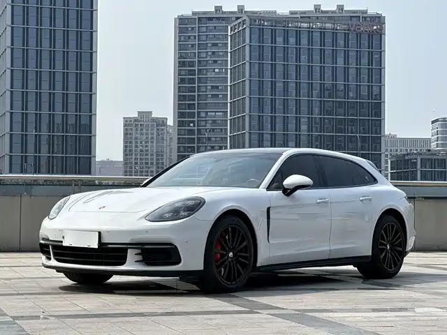 Porsche Panamera 2018
