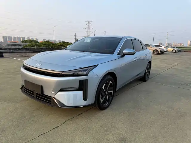 Geely Galaxy Galaxy L6 2025