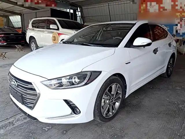 Hyundai Elantra 2019