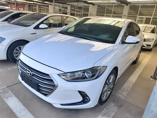 Hyundai Elantra 2017
