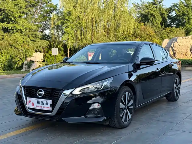 Nissan Teana 2026