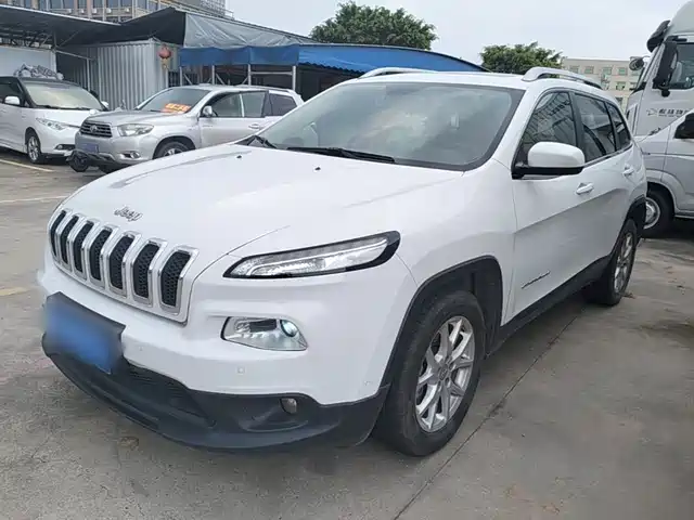 Jeep Cherokee 2016