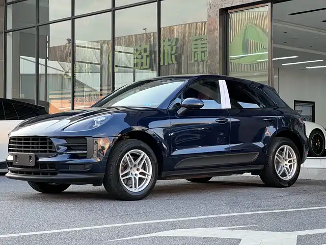 Porsche Macan 2022
