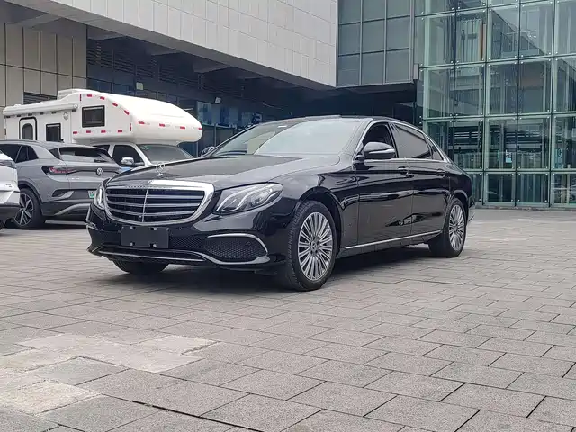 Mercedes-Benz Mercedes-Benz E-Class 2019