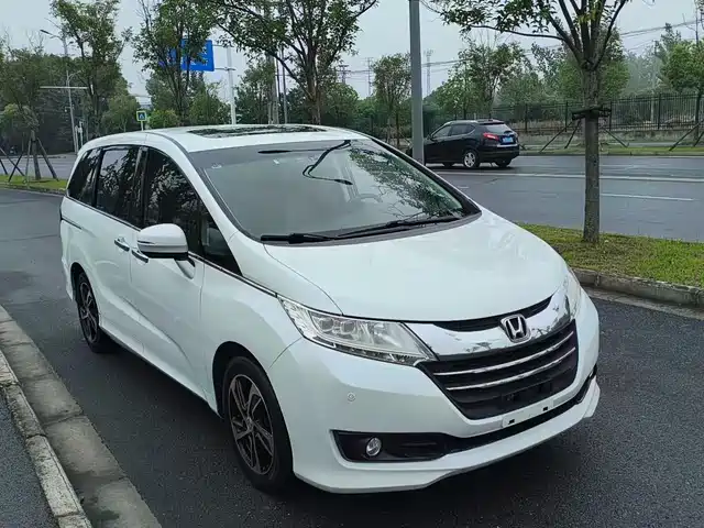 Honda Odyssey 2016