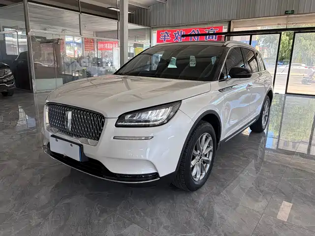 Lincoln Adventurer 2021