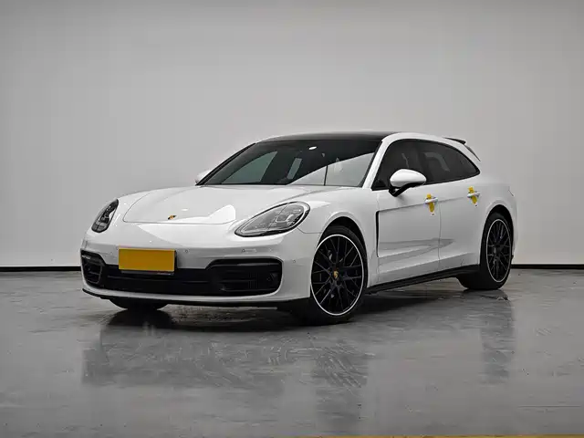 Porsche Panamera 2024