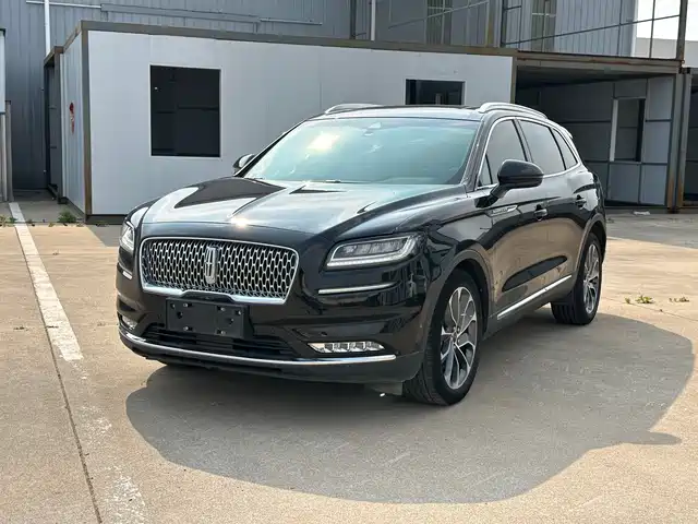 Lincoln Nautilus 2022
