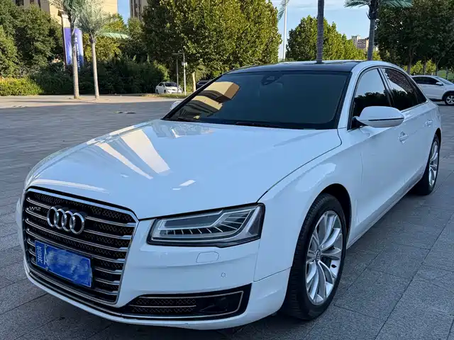Audi Audi A8 2013