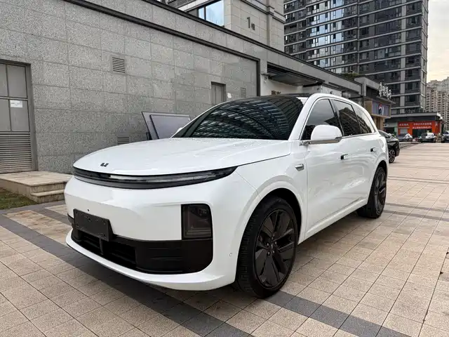 Li Auto Li Auto L6 2024