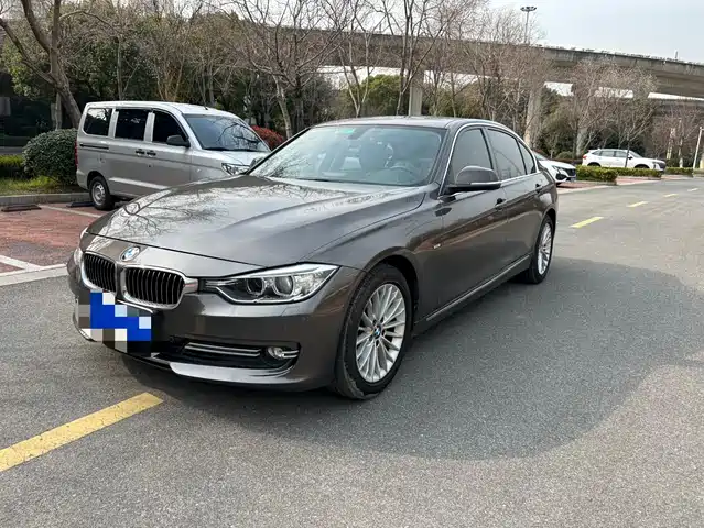 BMW BMW 3 Series 2013