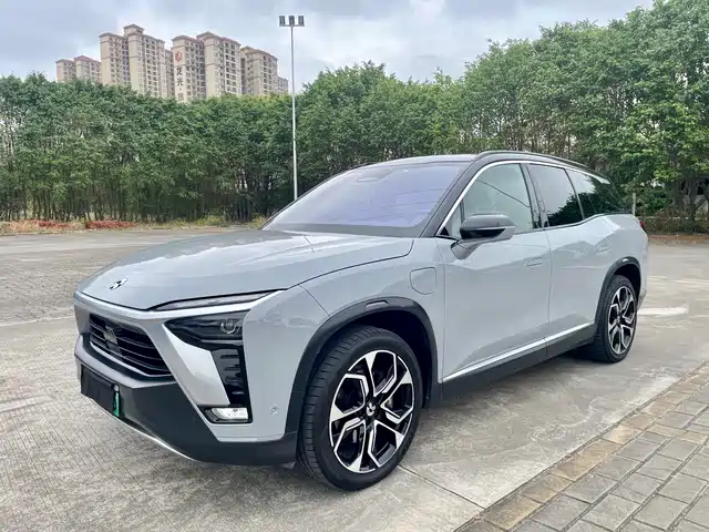 NIO NIO ES8 2021