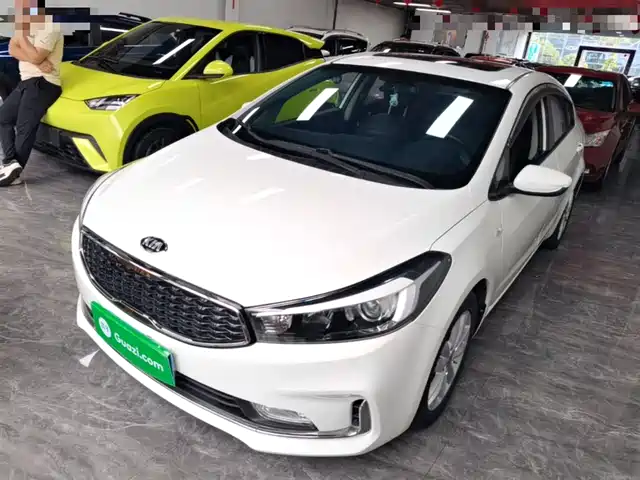 Kia Kia K3 2016