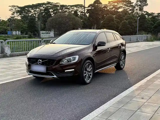 Volvo Volvo V60 2018