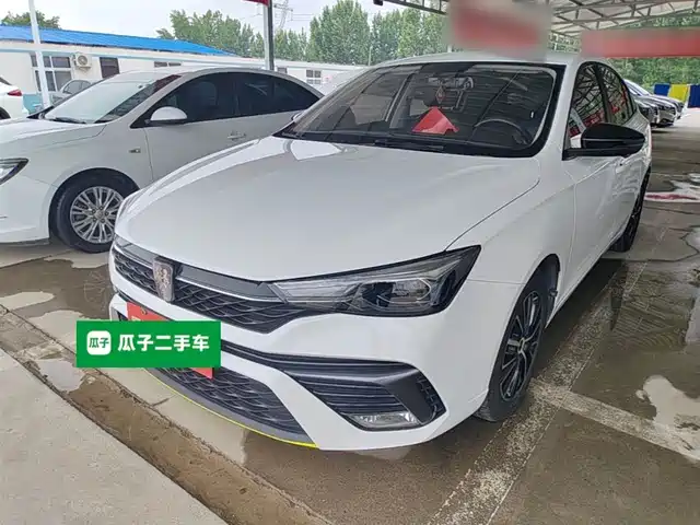 Roewe Roewe i5 2023