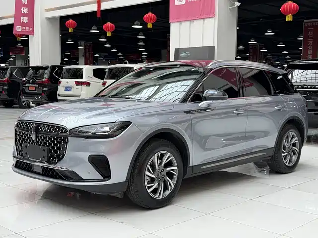 Lincoln Adventurer 2024