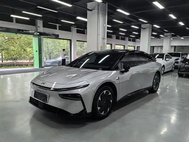 XPeng XPeng P7+