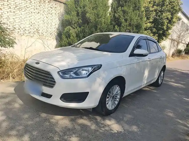 Ford Ford Escort 2017