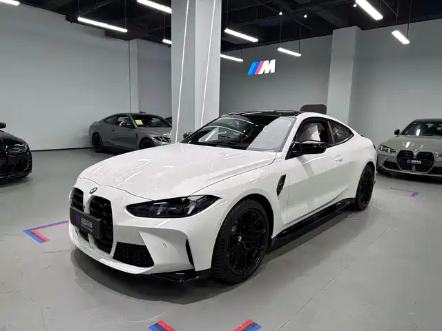 BMW BMW M4 2026
