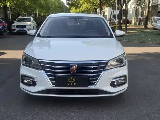Roewe Roewe i5 2019