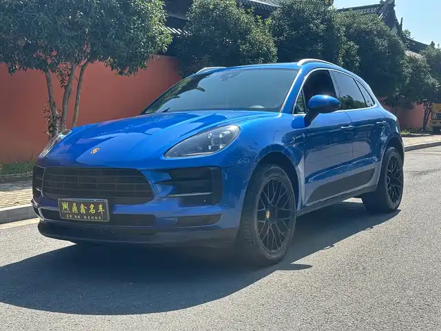 Porsche Macan 2020