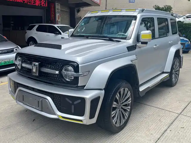 Crossboundary Auto Co-created Tank 300 2022