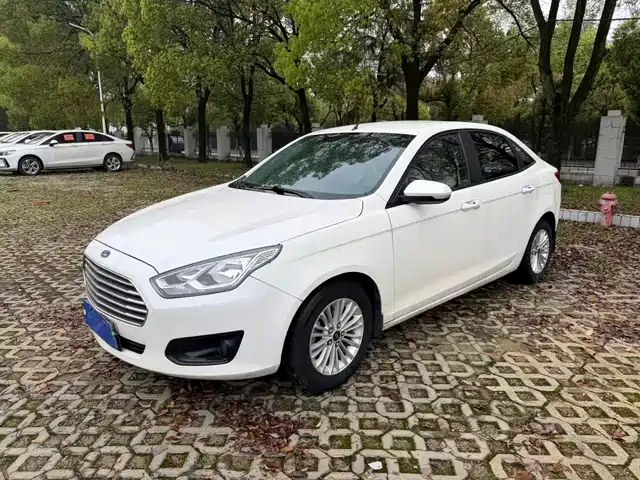 Ford Ford Escort 2015