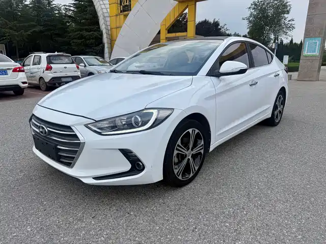 Hyundai Elantra 2019