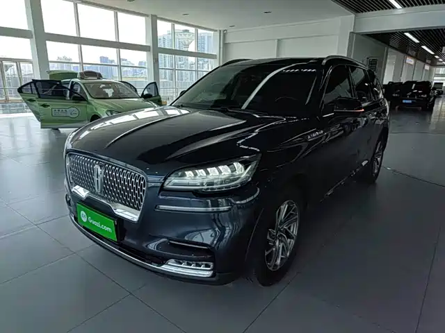 Lincoln Aviator 2021