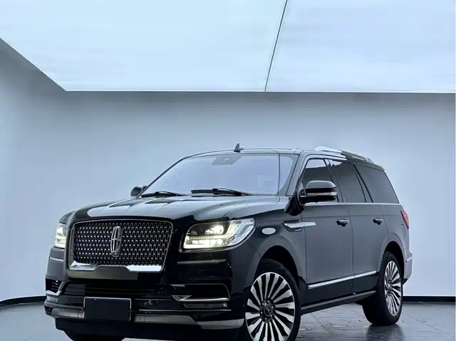 Lincoln Navigator 2021
