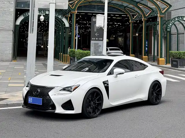 Lexus Lexus RC F 2016