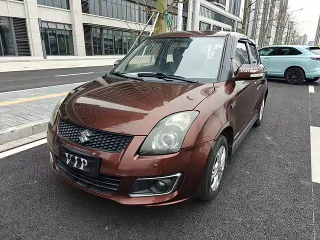 Suzuki Swift 2015