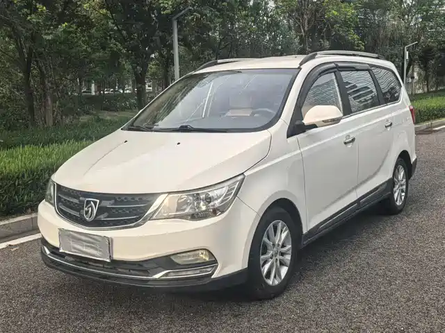 Baojun Baojun 730 2016