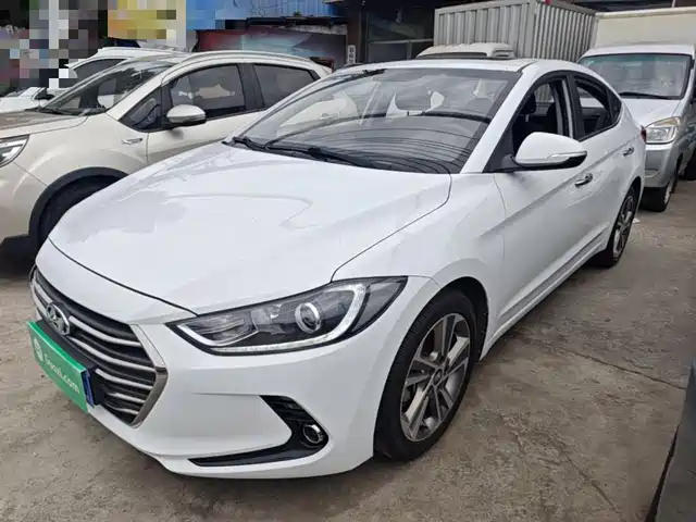 Hyundai Elantra 2019
