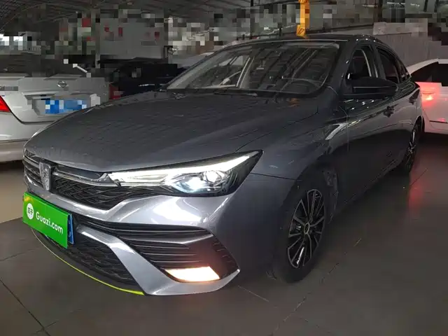 Roewe Roewe i5 2021