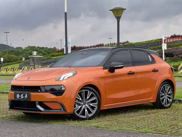 Lynk & Co Lynk & Co 02 Hatchback