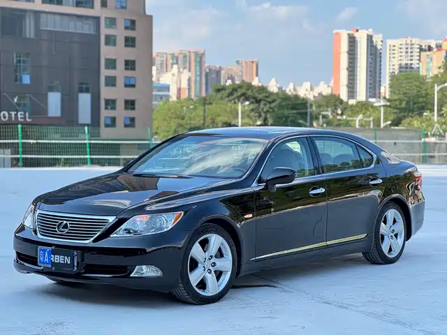 Lexus Lexus LS 2007