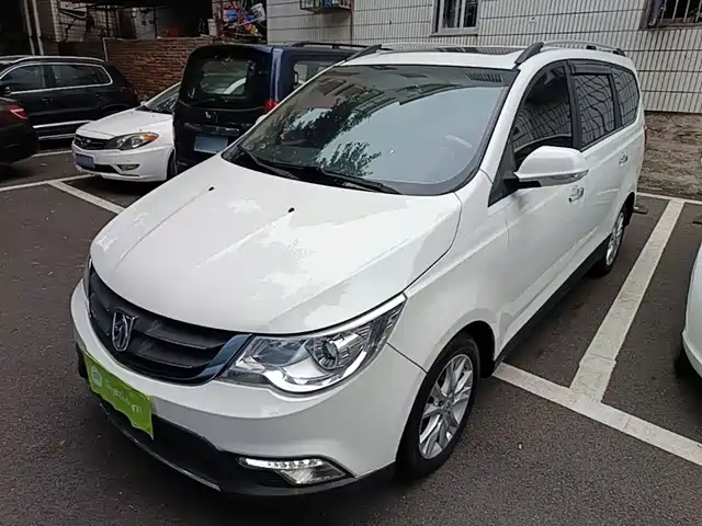 Baojun Baojun 730