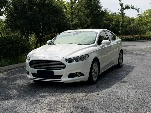 Ford Mondeo 2015