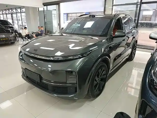 Li Auto Li L8 2023