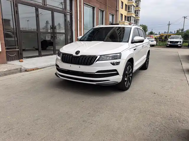 Škoda Karoq 2023