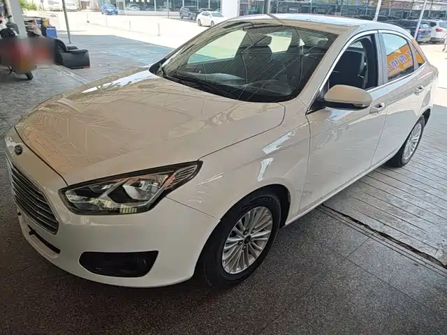 Ford Ford Escort 2017