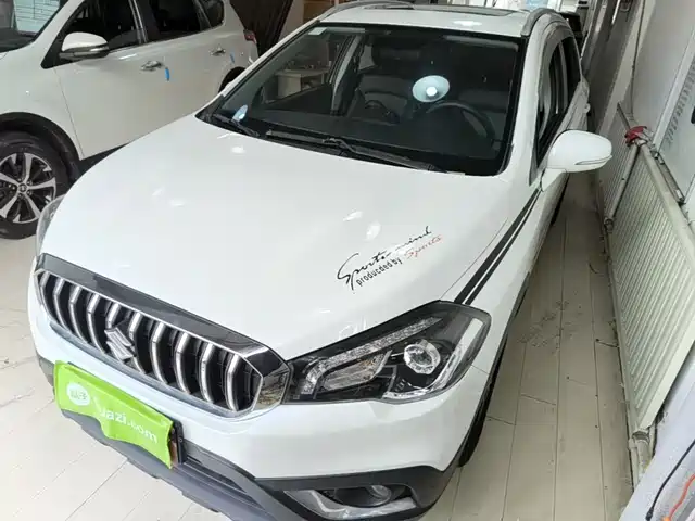 Suzuki Xiaotu 2017