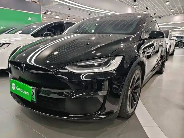Tesla Model X 2023