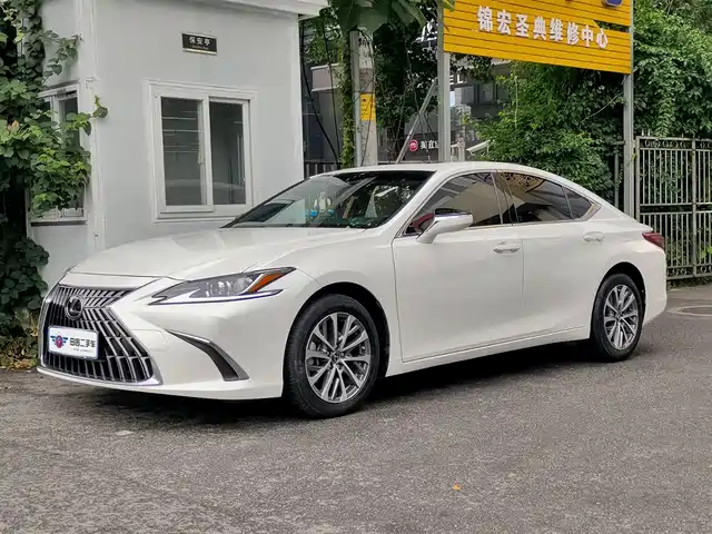 Lexus Lexus ES