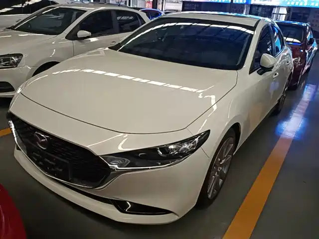 Mazda Mazda3 Axela 2024