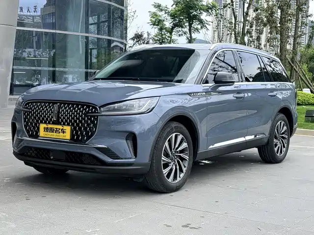 Lincoln Aviator 2025