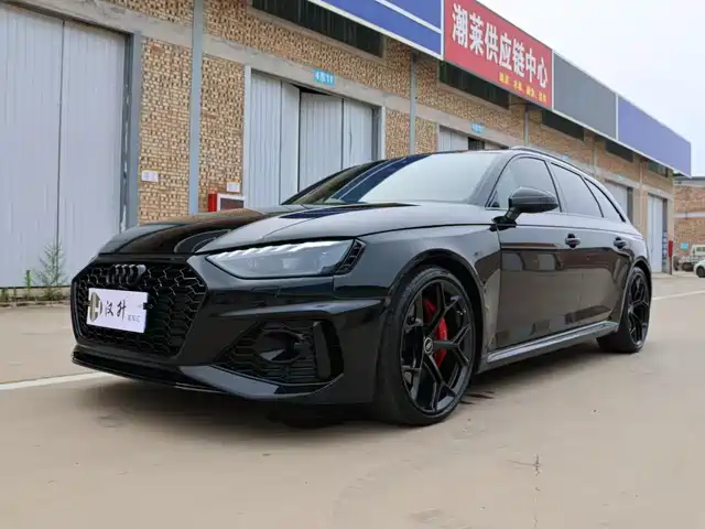 Audi Audi RS 4