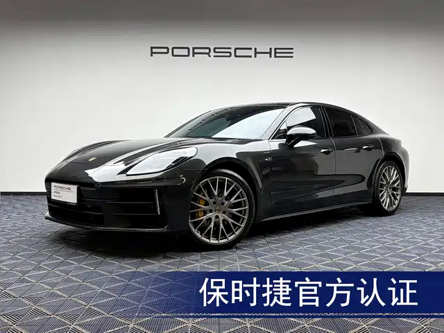 Porsche Panamera 2025